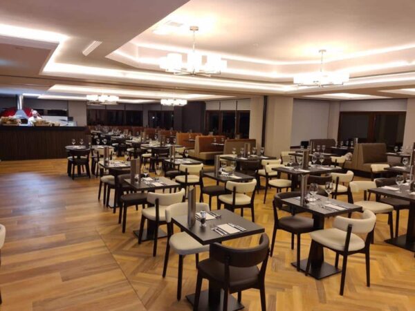 Golf Club Restaurant Furniture 2