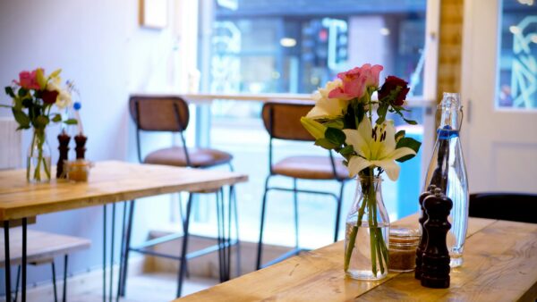 Poseur Tables