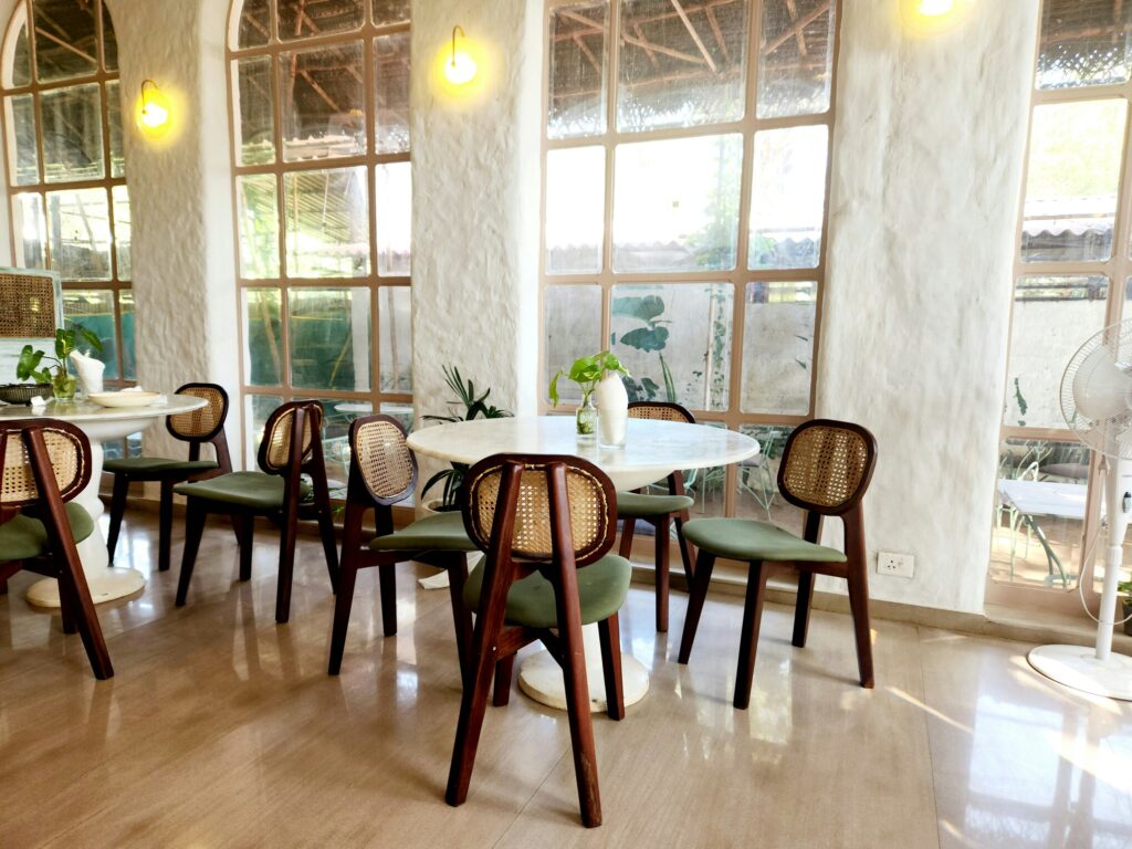 Commercial Dining Chairs Supplier