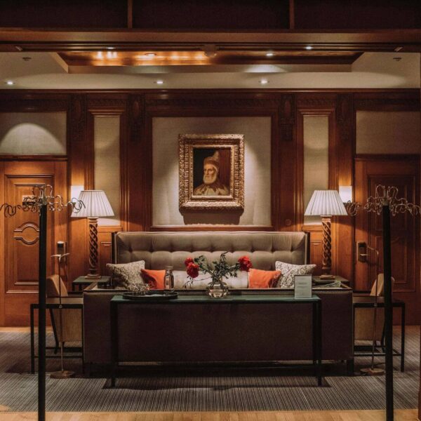 hotel_lounge_furniture