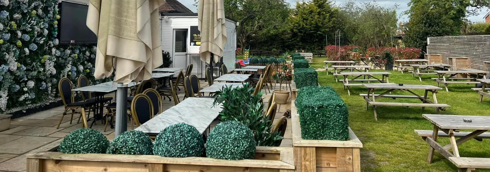 Commercial and Contract Outdoor Furniture